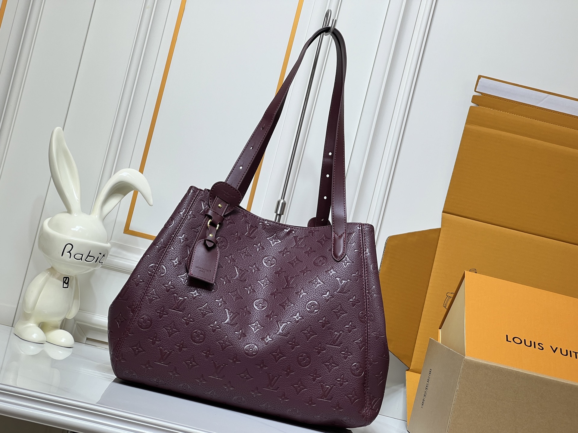 Louis Vuitton LV Speedy Soft 30 Handbag Premium Canvas Model M29419 Crossbody Strap Weekend Getaway Limited Edition